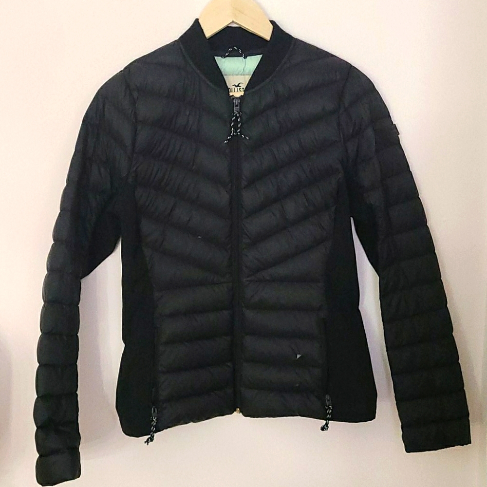 Hollister Puffer Jacket